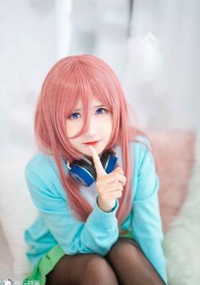 欧美美女图片帅气_BD英语视频大全